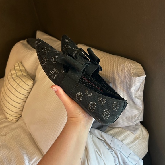 Memory Foam Pointed Toe Flat - Picture 2 of 4